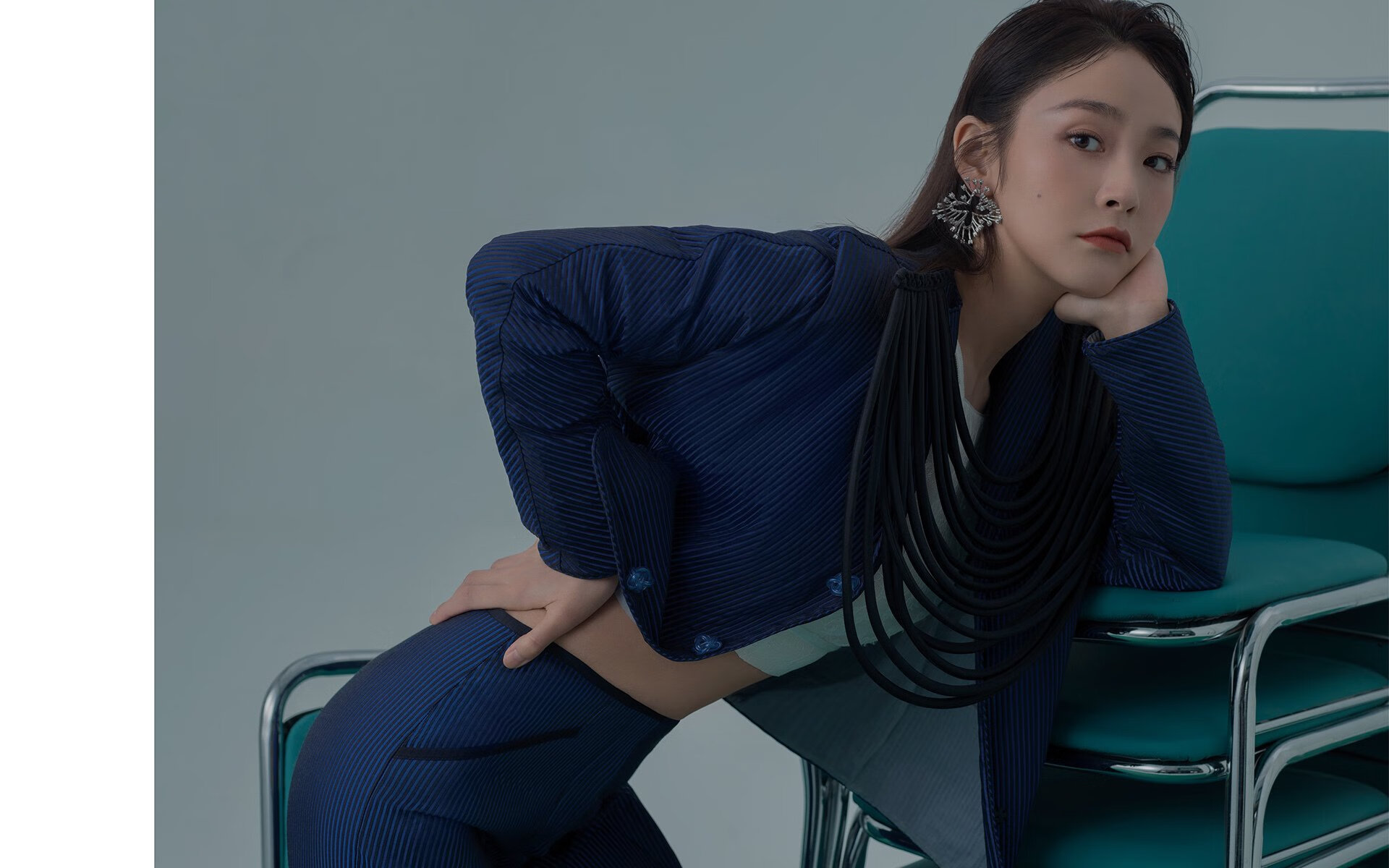 湖人新赛季球员写真发布造型大气引热议,湖人新赛季人员图