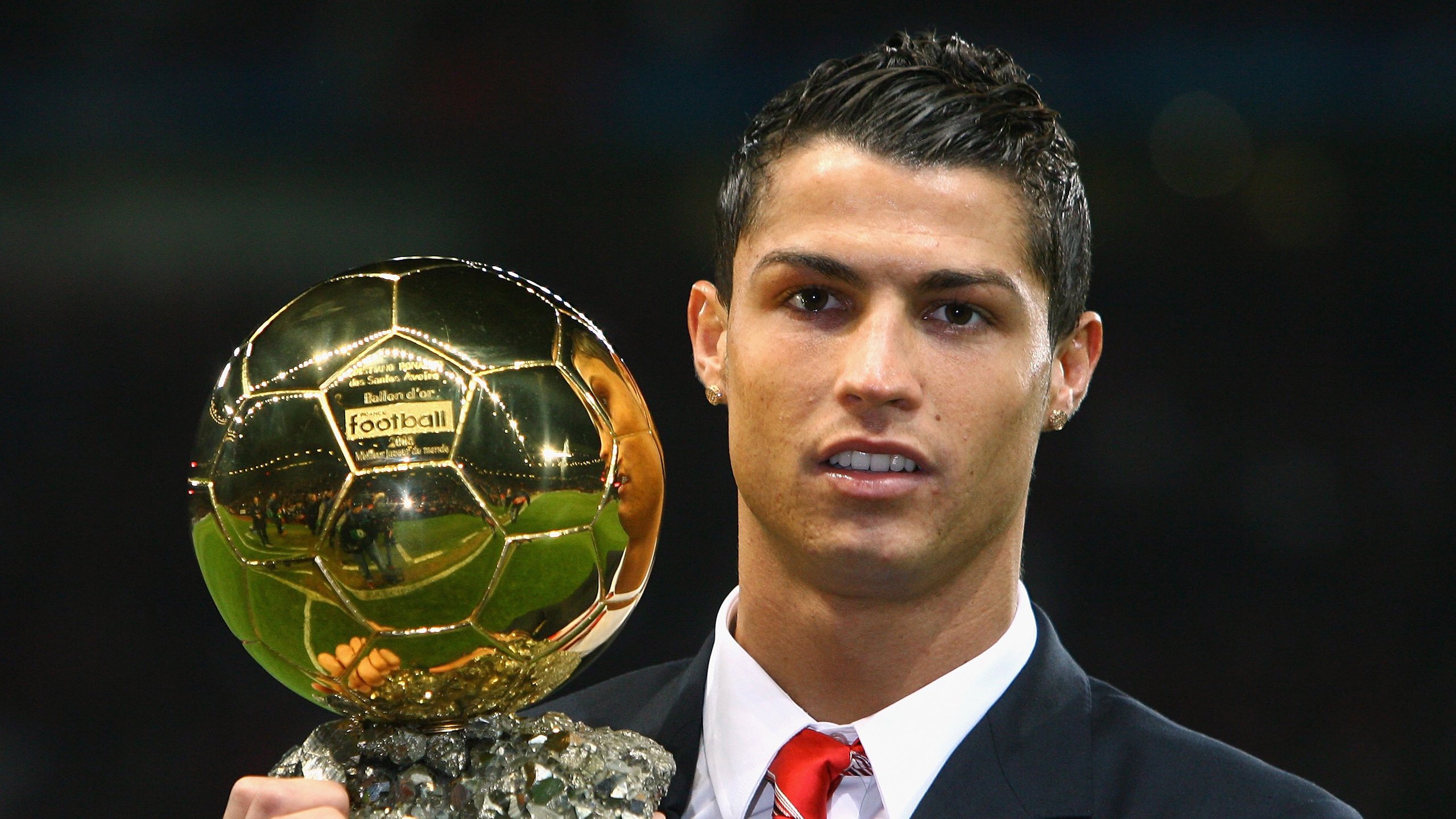 农村足球振兴工程点燃偏远地区青少年足球梦，农村足球比赛